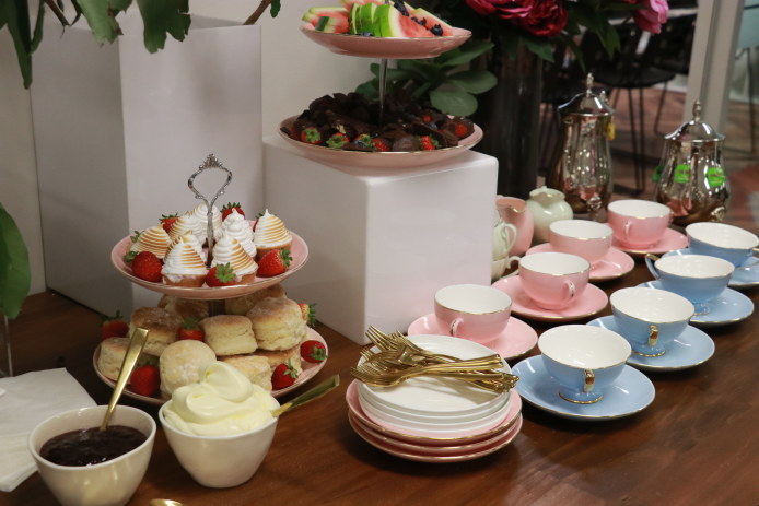 insitu-hightea-cake