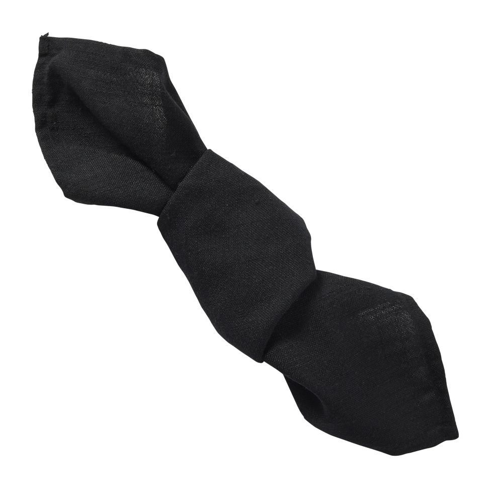 napkin-weave-black-knotted